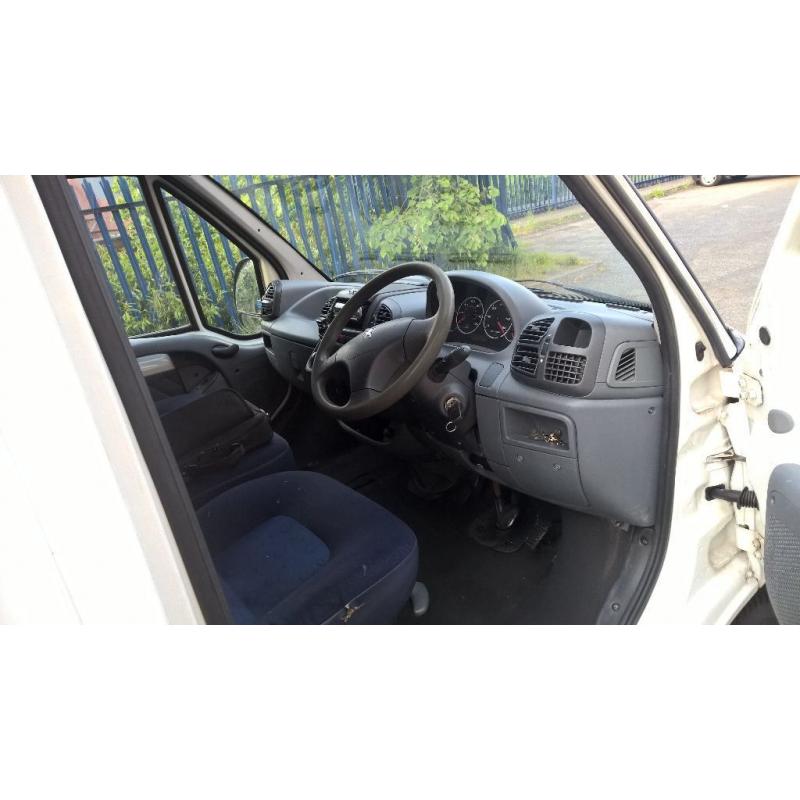 Peugeot Boxer 2003 2,2 HDI