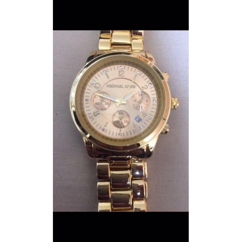 Michael kors gold watch