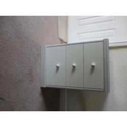 CHIC chest of drawers