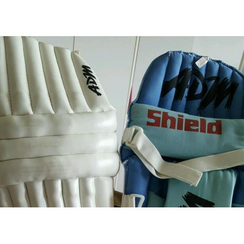 Junior cricket gear