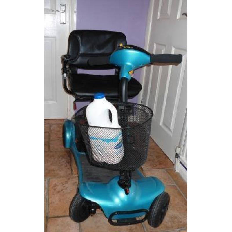Electric Mobility Euro Ultra Lite 480 scooter.