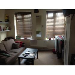 BIG,FURNISHED DOUBLE ROOM IN EAST FINCHLEY !!