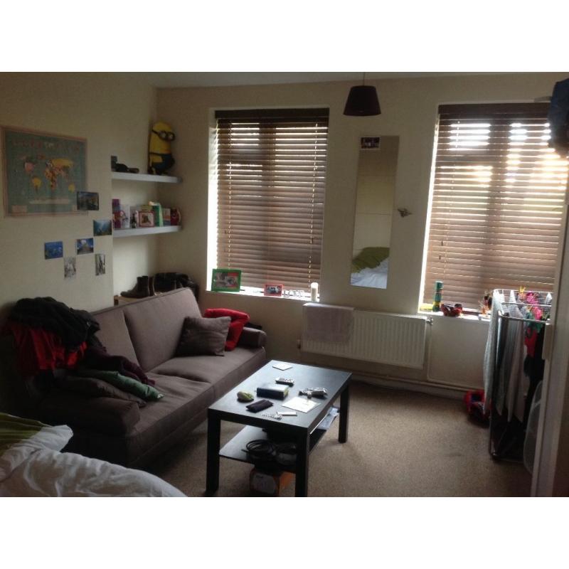 BIG,FURNISHED DOUBLE ROOM IN EAST FINCHLEY !!