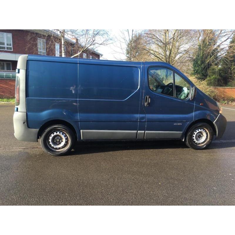 Nissan Primastar 2.5dCi 2463cc SE 2700 SWB. NEW FUEL PUMP. WITH INVOICE.