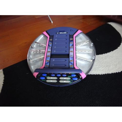 WHO WANTS TO BE A MILLIONAIRE Electronic GAME Celador Used