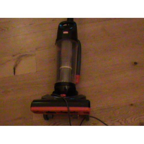 vacuum cleaner