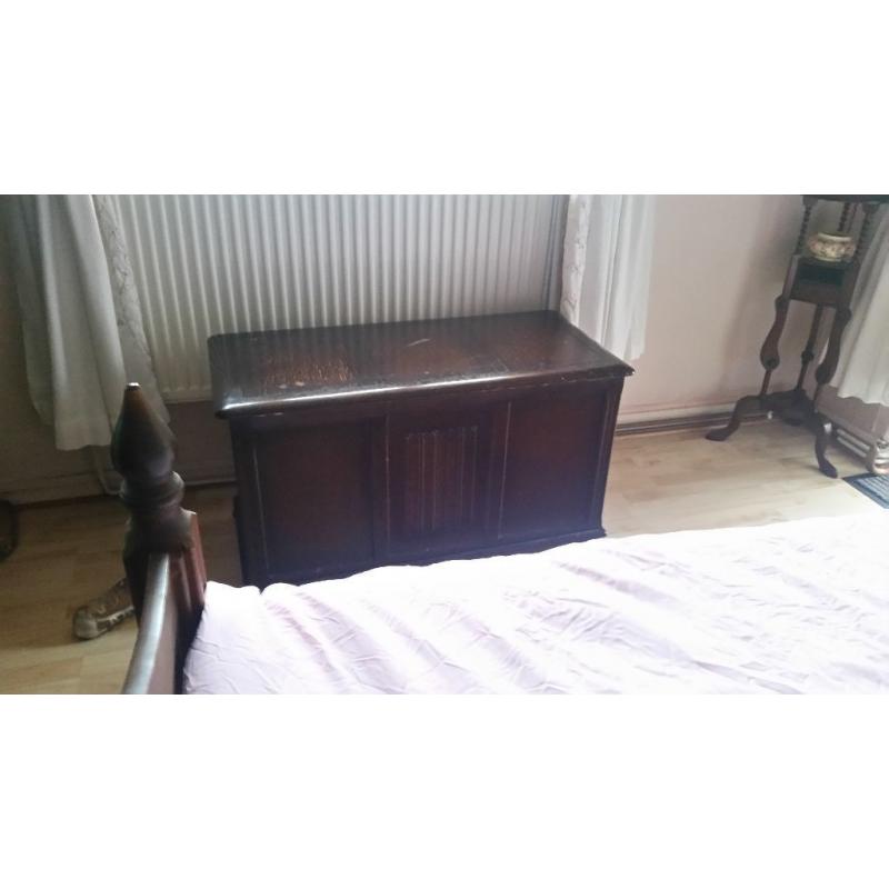 Priory chest / ottoman. beautiful hand crafted panel..good condition but slight water mark on lid