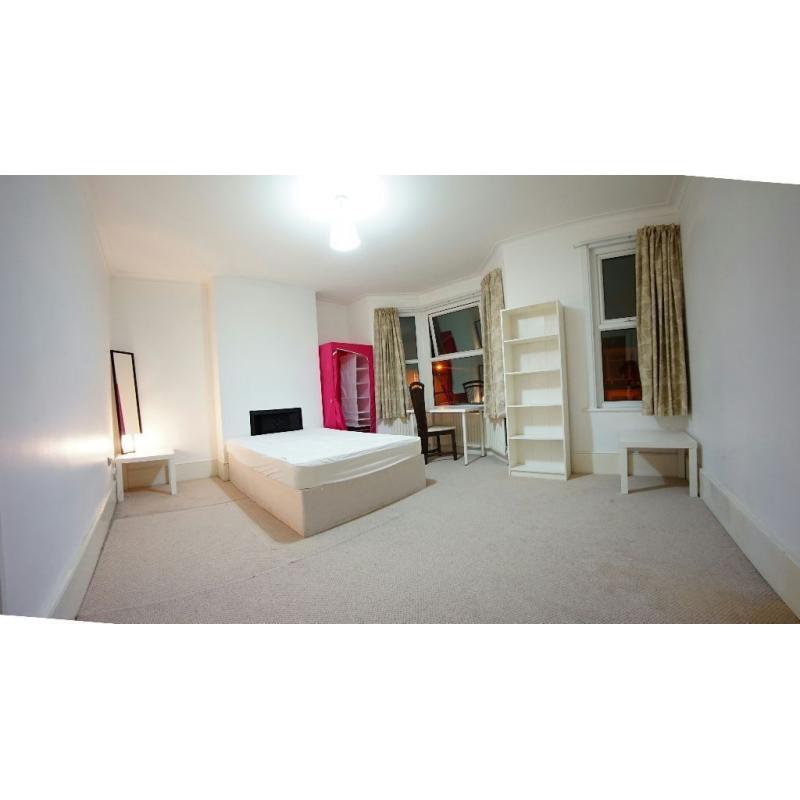 Female London House Flat Share, Double Size Room Single Price -- mint pie