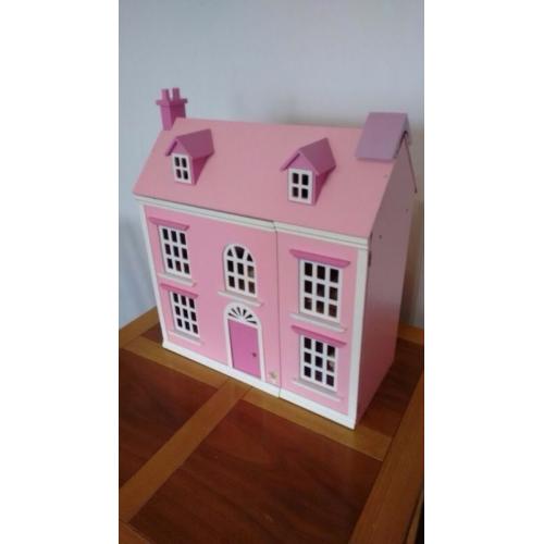 Doll house / Dolls House