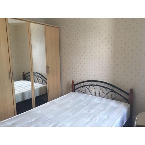 AVAILABLE NOW!! - A Semi double room in Shadwell E1 Area for Single Person:-:-: