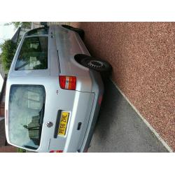 Volkswagon transporter minibus t30 130 tdi