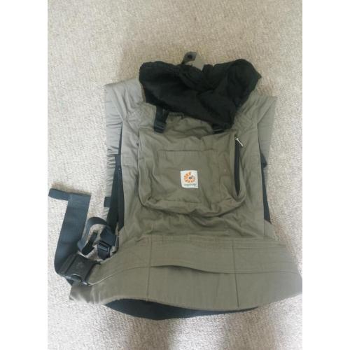 Ergo baby carrier