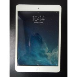 iPad mini 16gb wifi. Silver & White