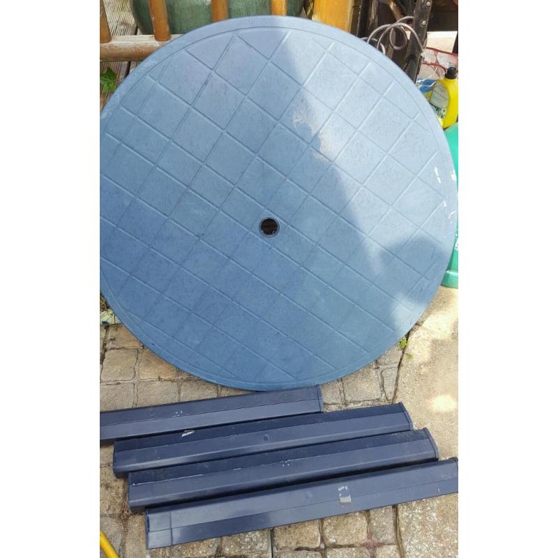 FREE garden table