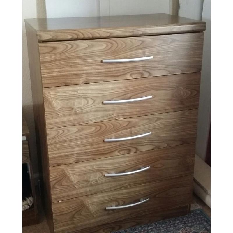 5 drawer chest of drawers