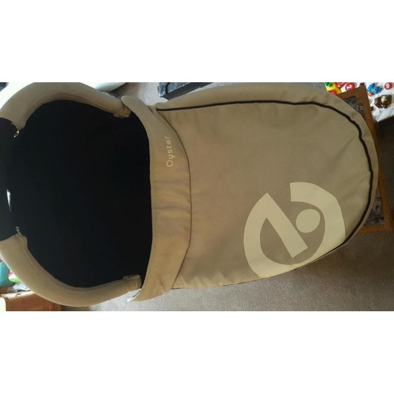 Carry cot for oyster pram