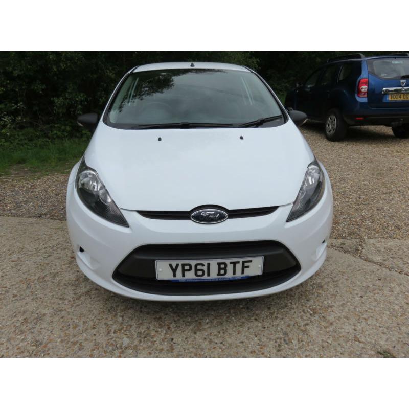 FORD FIESTA VAN 1.4 TDCI ELECTRIC PACK LIGHT USE GREAT VALUE