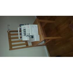 Singer Serger Second Hand Sewing Machine