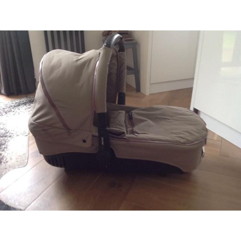 Concord Proton Lie flat car seat