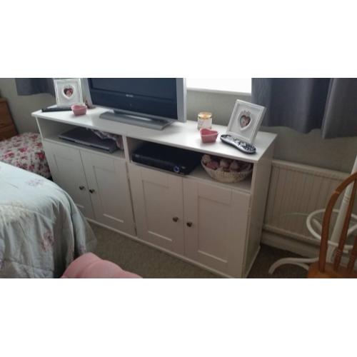 IKEA UNIT