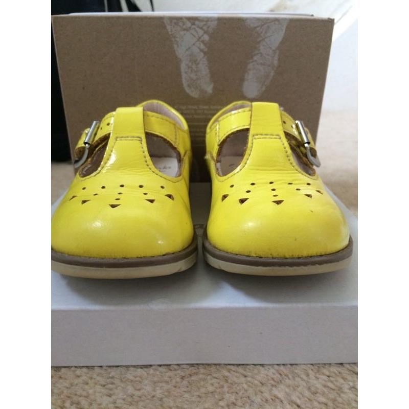 Clarks Neon Yellow shoes
