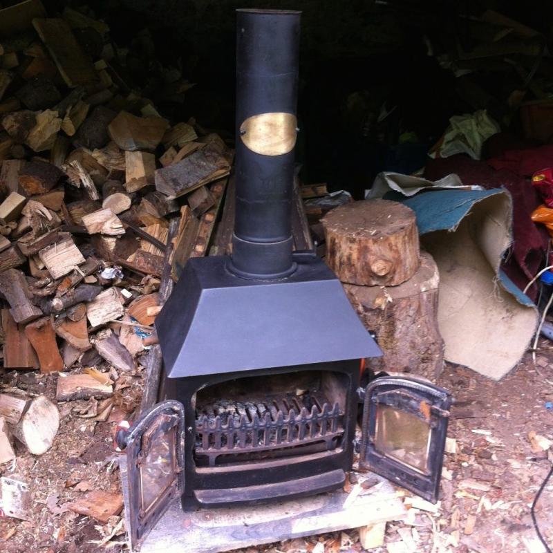 7kw Black Villager Woodburning Stove + Canopy With Fitting For Backboiler.