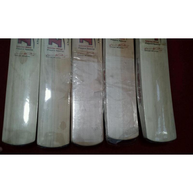 MRF CRICKET BAT.