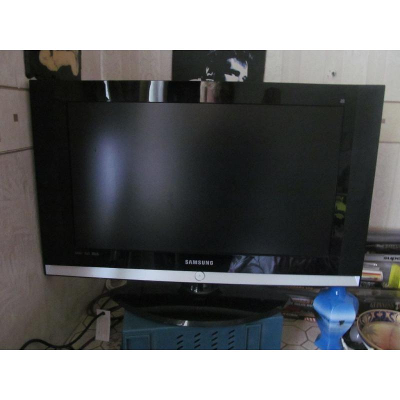 3 tvs for sale