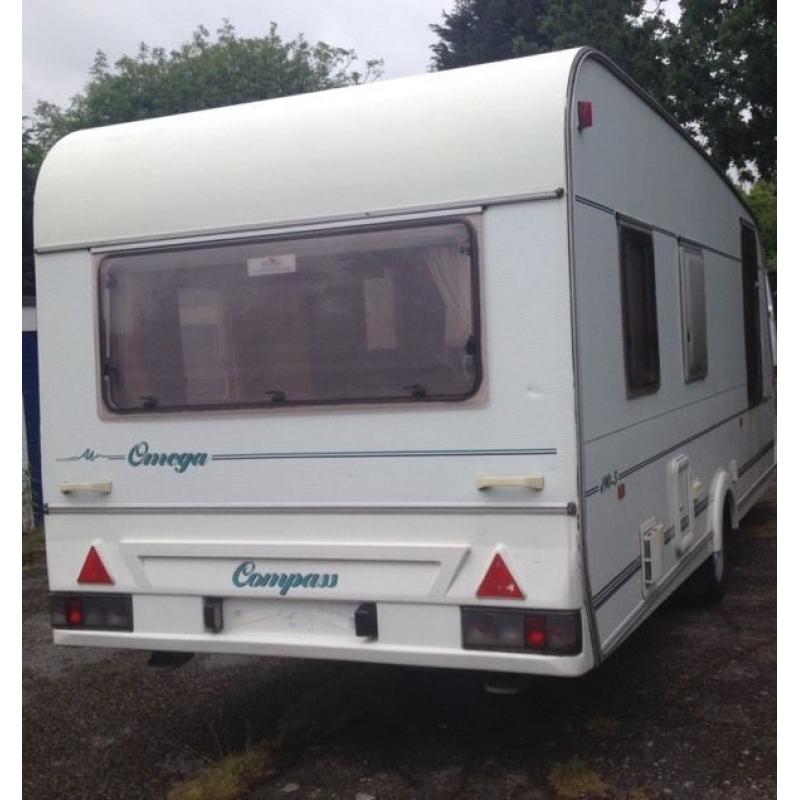 Caravan. 5 Berth with accessories