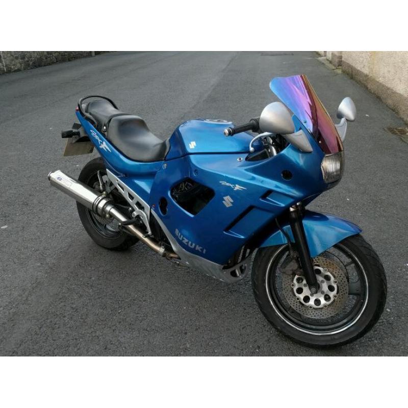 Suzuki gsx f 400. ( Gsxr bandit CBR CBF)