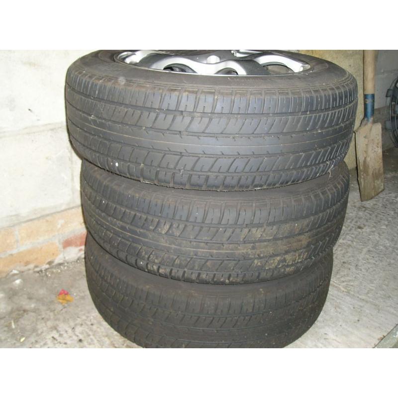 4 x alloy wheels