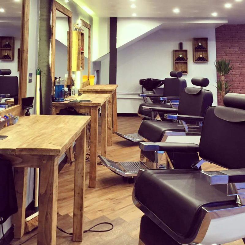 Experienced Barber required, full time or part time with excellent rates of pay