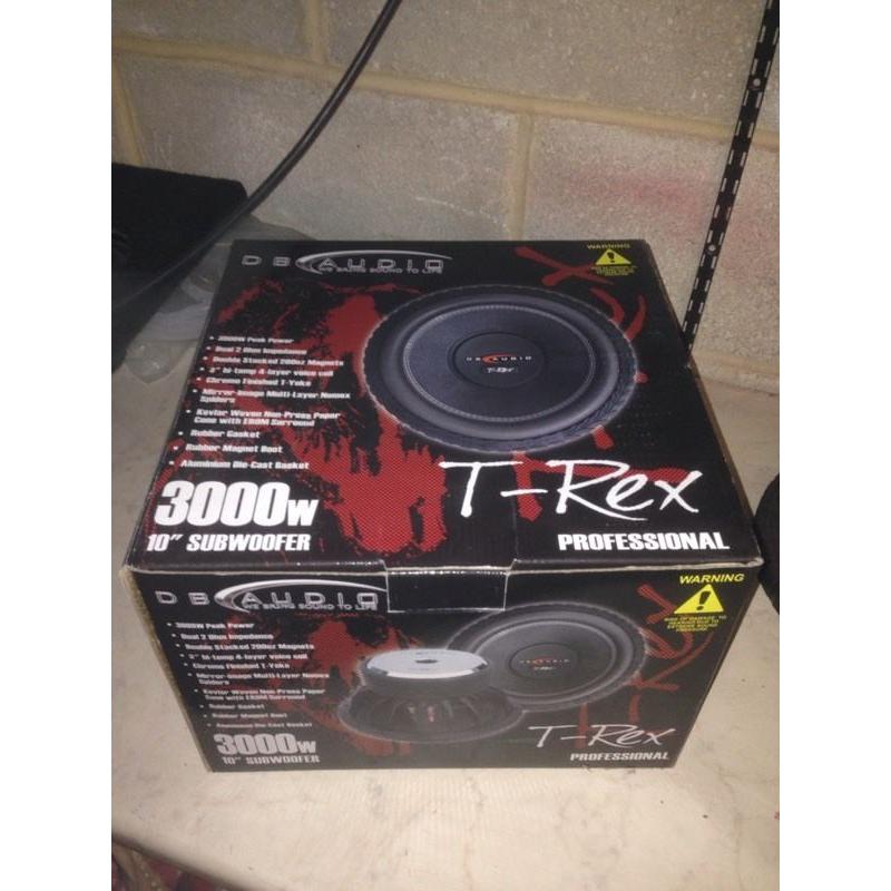 T. rex sub 3000w, 1000w rms and 4000w in phase amp