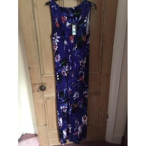 Maxi dress size 14 new with tags