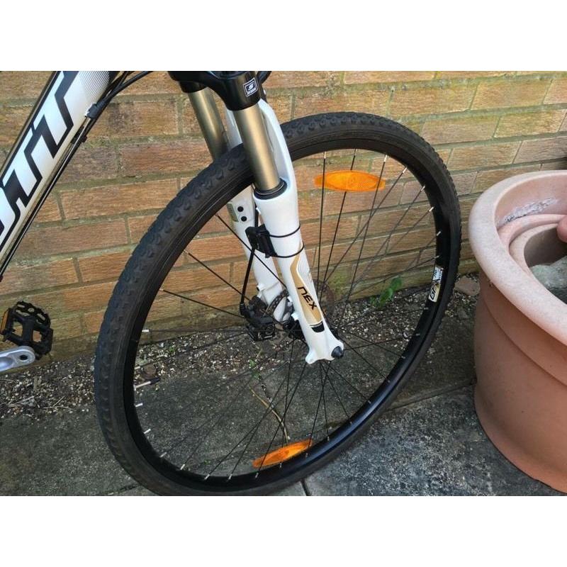 Womens mountain bike