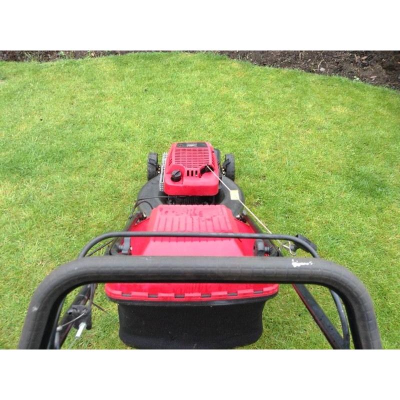 Mountfield self propelled mower