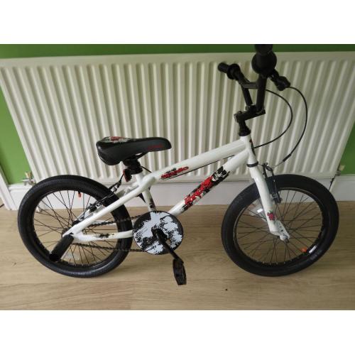 BOYS BMX 18" WHEELS. WHEN A FULL SIZE IS JUST TO BIG,