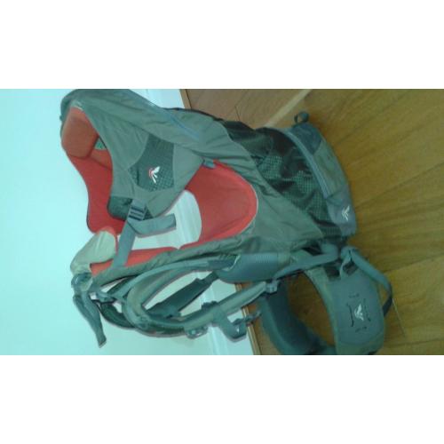 MACPAC PAPOOSE- BABY CARRIER