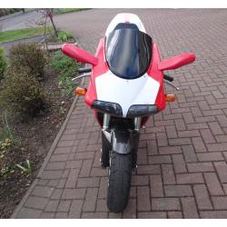 Stunning Red Ducati 996 superbike Motorcycle / Motorbike