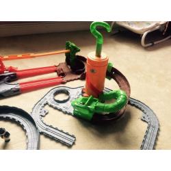 Thomas take & play