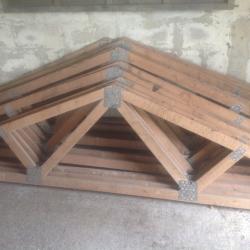 Garage, building pre formed trusses