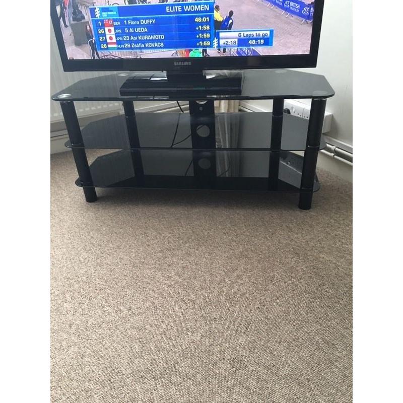 Flatscreen TV stand