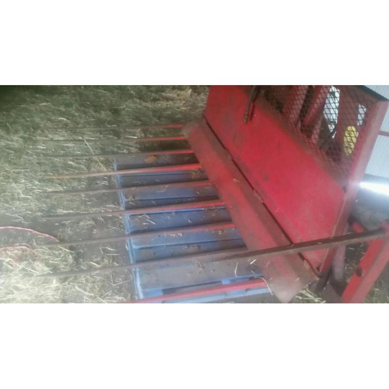 Pushoff buckrake