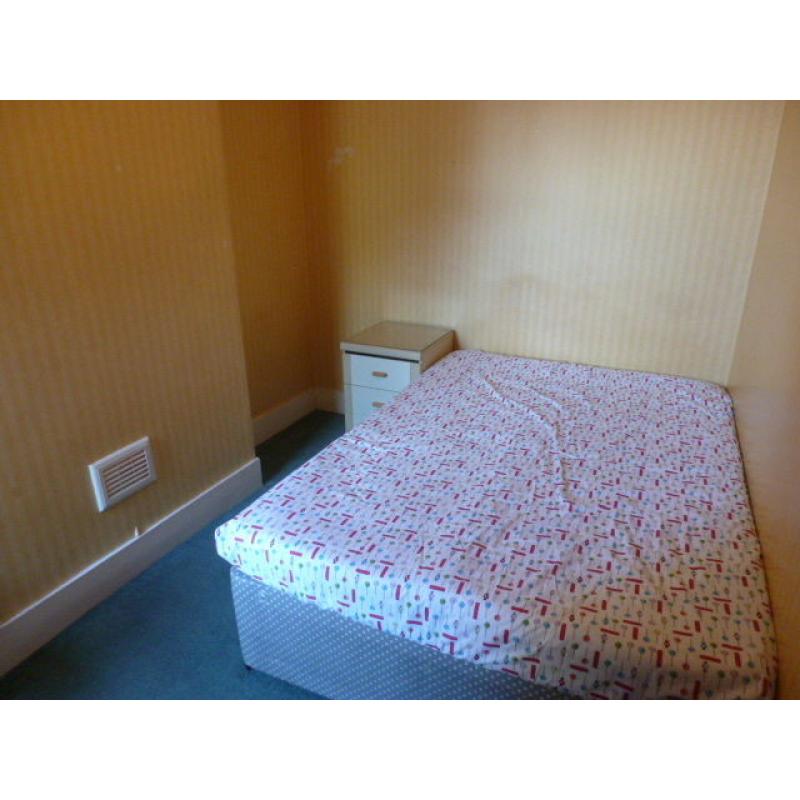 single room near high street