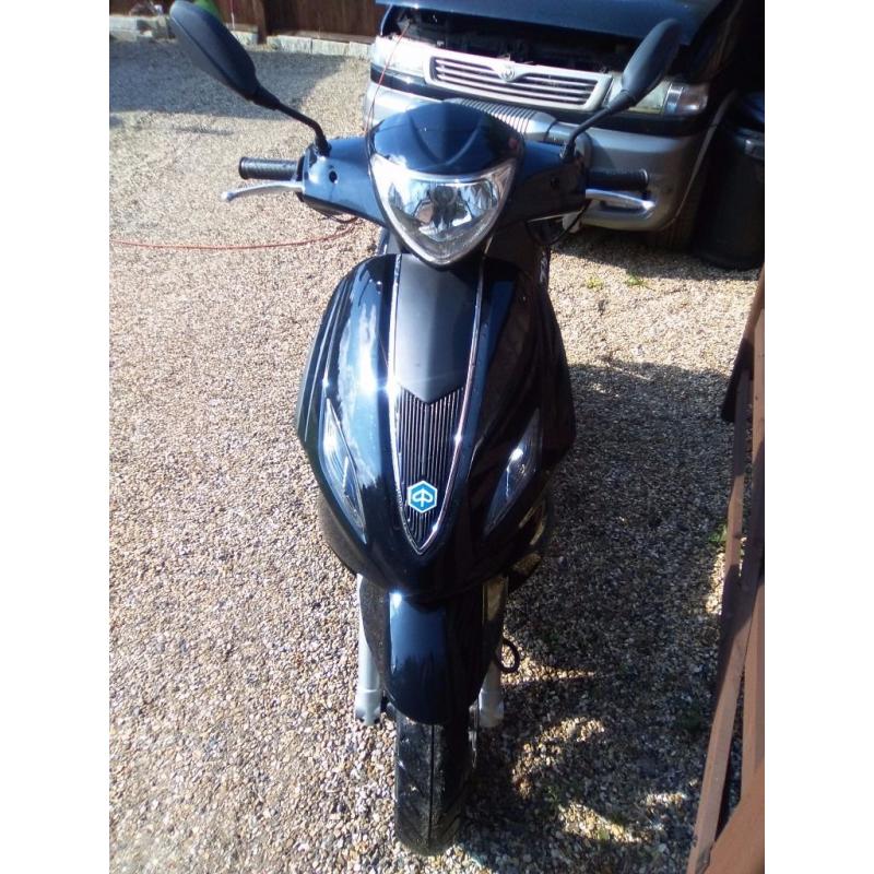 PIAGGIO FLY 64 / 2015 BLUE 125 CC ** CHEAP BIKE ** 1 OWNER FROM NEW ** SUMMER FUN ** PX POSSIBLE *
