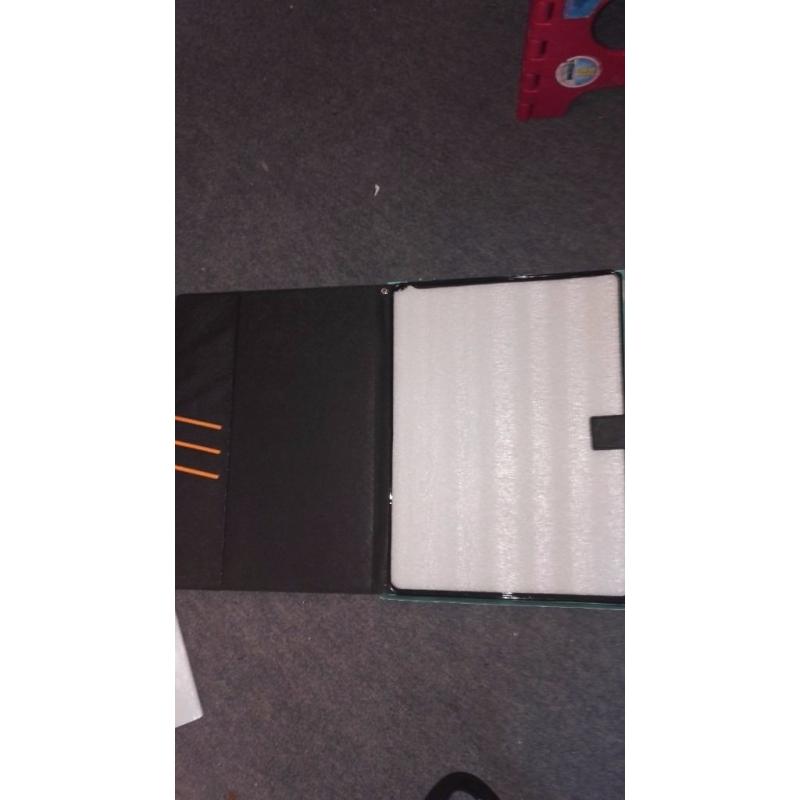 KOO BOOK CASE FOR IPAD PRO