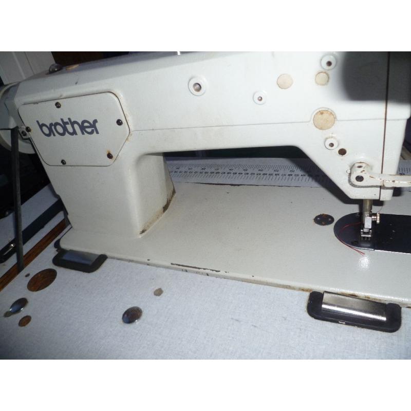 WHITE BROTHER Industrial FLATBED sewing machine Model MARK III