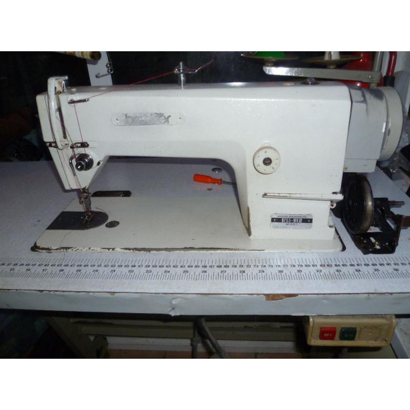 WHITE BROTHER Industrial FLATBED sewing machine Model MARK III
