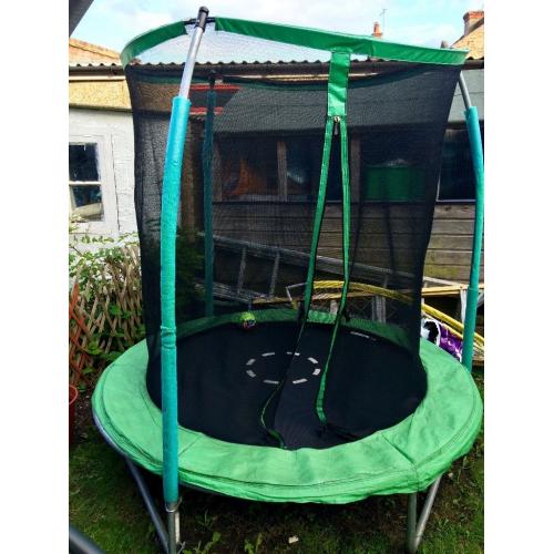 TRAMPOLINE 6ft