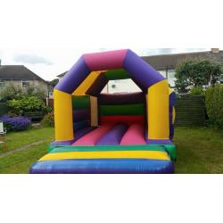 bouncy castle hire Nottingham